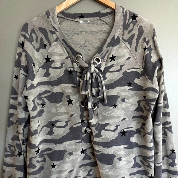Monrow Camo Lace Up Pullover‎ Star Dusty Green Tea Sweatshirt Size Medium - Picture 5 of 16